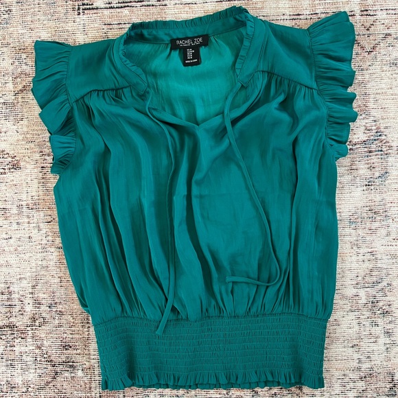 Rachel Zoe Tops - Rachel Zoe women’s emerald green ruffled satin blouse size medium